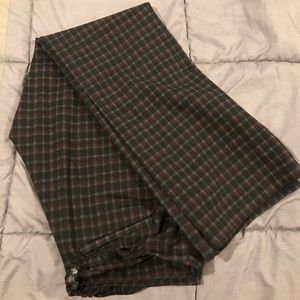 Black and maroon plaid NY and Co pants